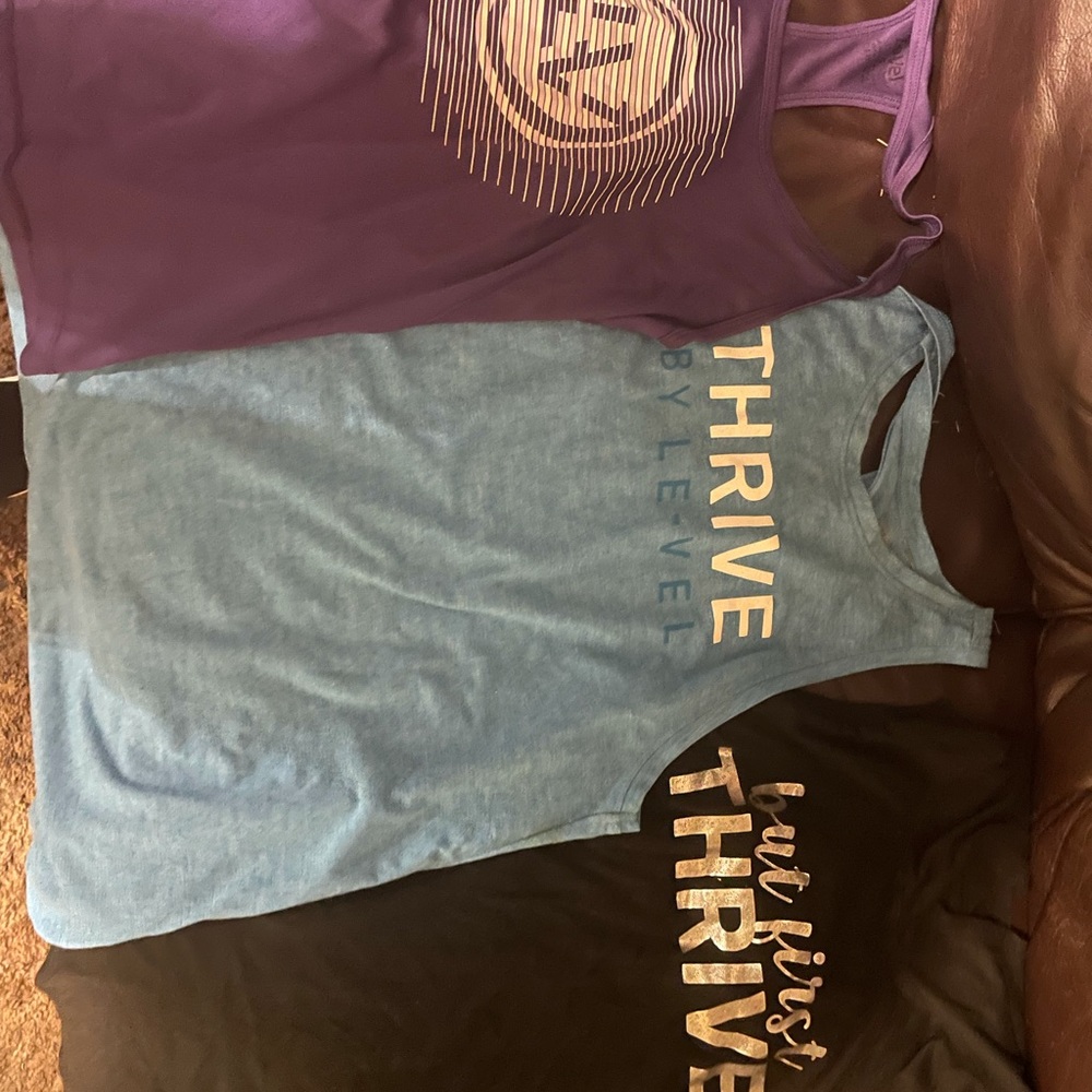 Le-vel thrive tank top